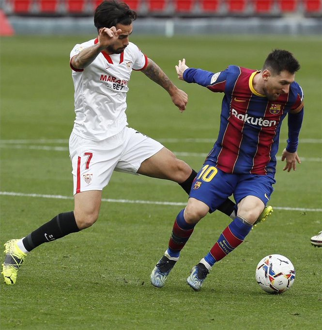 Con el aporte de Messi en la red, Barcelona superó al Sevilla y se ilusiona