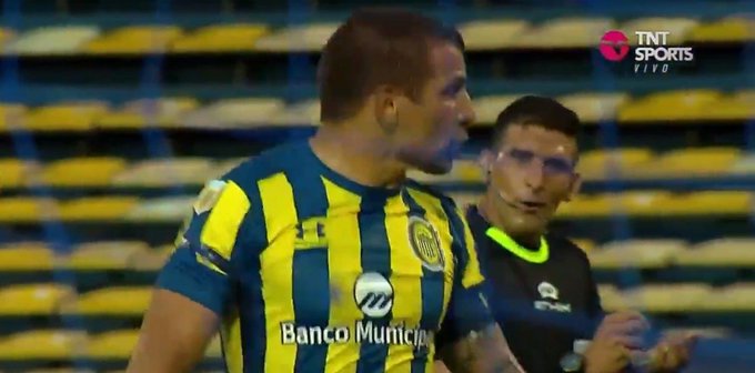 El cruce entre Vecchio y el árbitro Merlos del que hablan todos