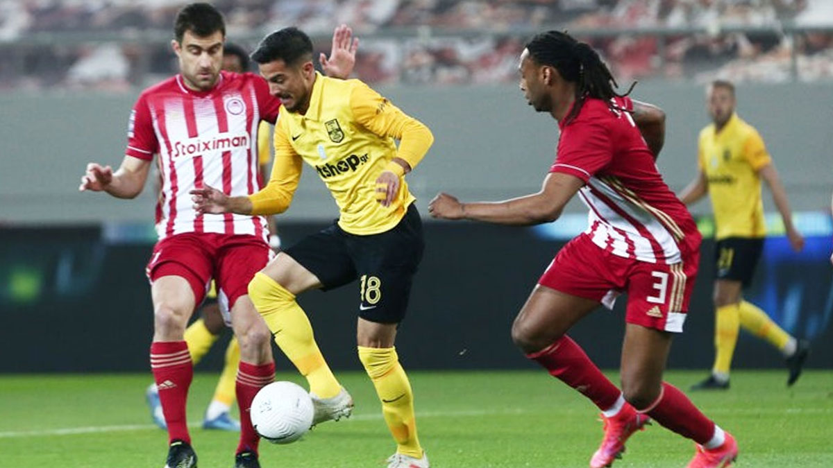 Un santafesino surgido en Colón, convirtió un gol en un clásico europeo