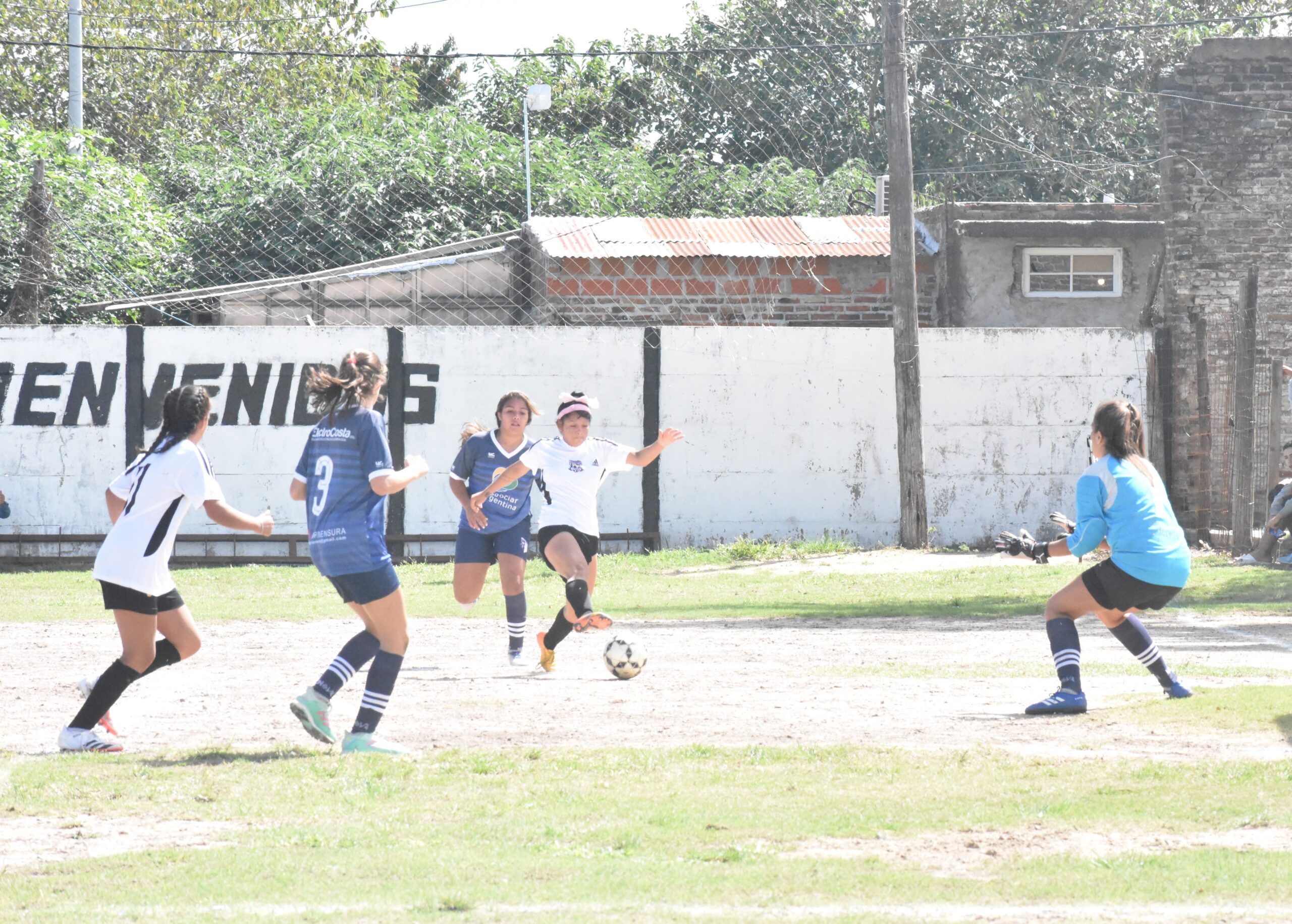 Todo lo que tenés que saber del fútbol femenino de Santa Fe