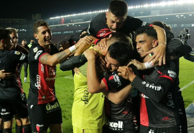 Mirá el mensaje de Colón en redes, el día después de clasificar a semis