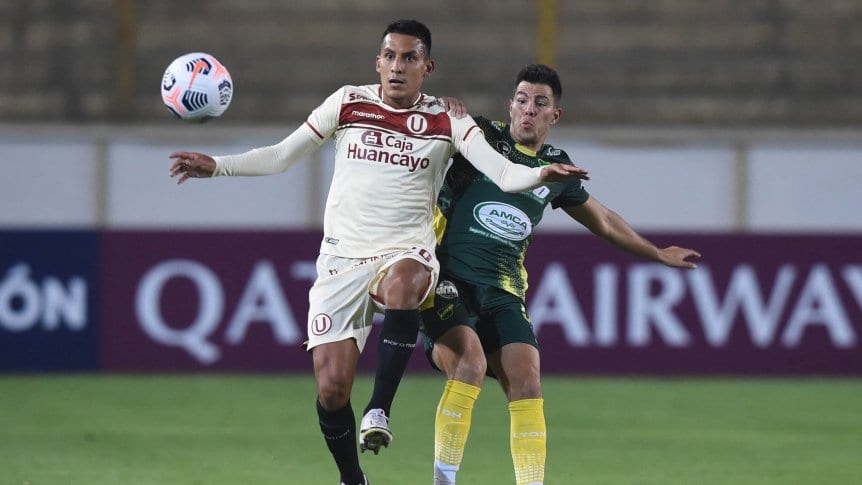 Defensa igualó con Universitario en Perú y quedó segundo