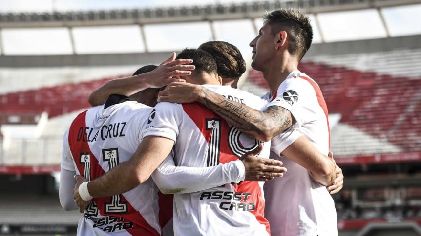 River goleó a Aldosivi y se clasificó a cuartos de final