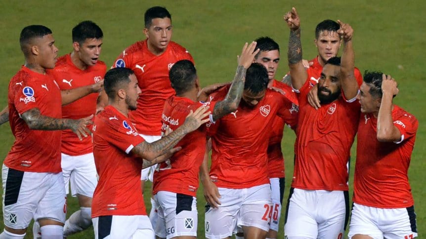 Tras el caos, Independiente empató ante Bahía en Brasil