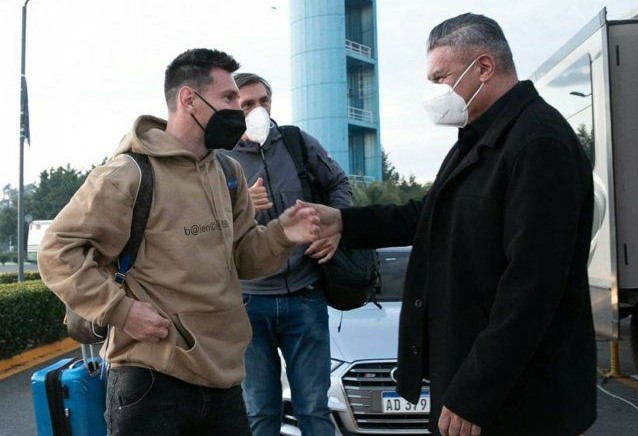 Messi llegó a la Argentina y se sumó a la Selección