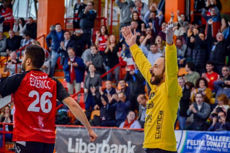 Barcelona sorprende con la contratación de un arquero argentino