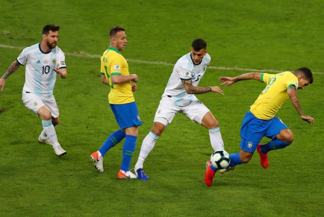 Argentina y Brasil solo se cruzarían en la final de la Copa América