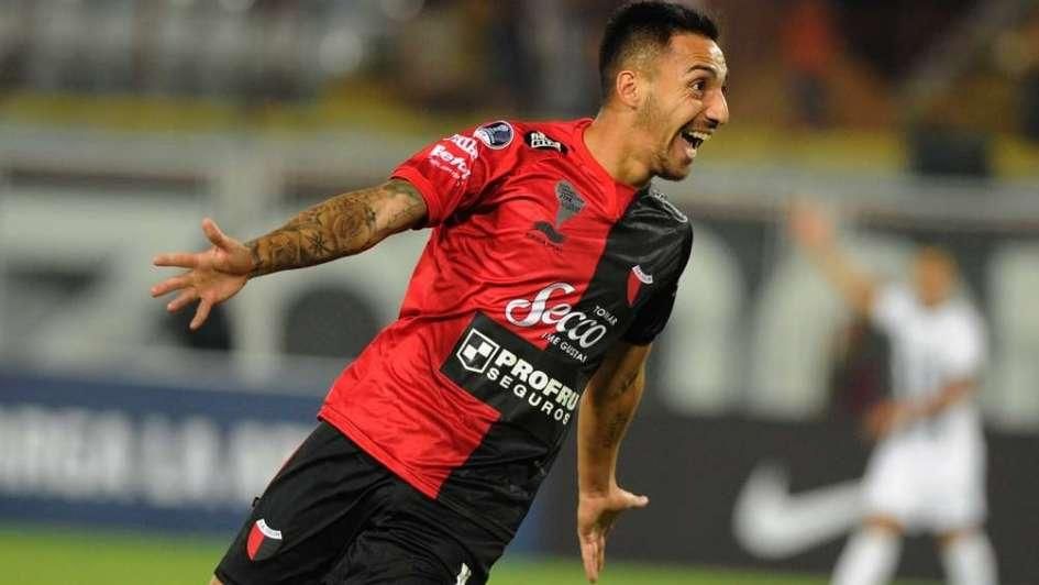 Estudiantes tiene en el radar a un delantero que suena por Colón