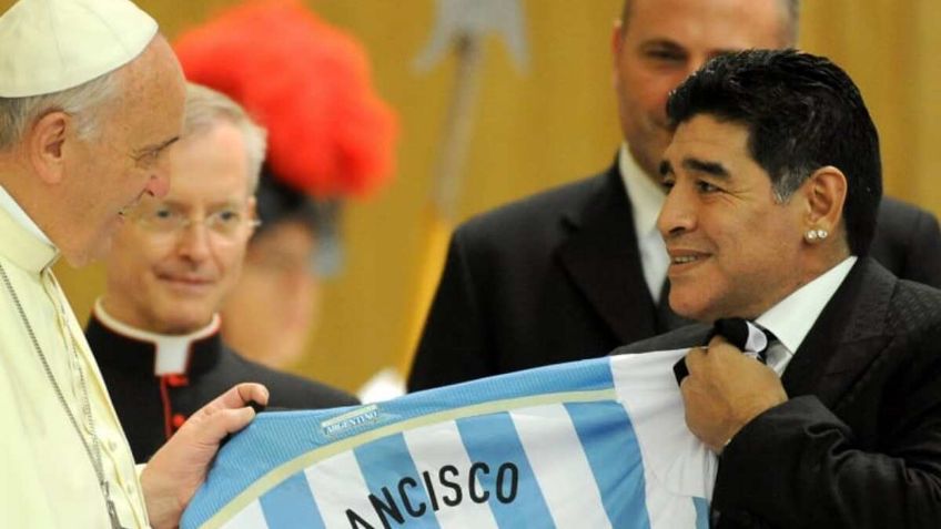 Un ex DT de Colón reveló el día que Diego entró a los gritos al Vaticano