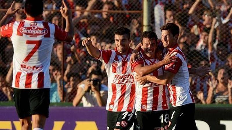 ¿Un DT de raíces Tatengues se queda con los goles que quería repatriar Unión?