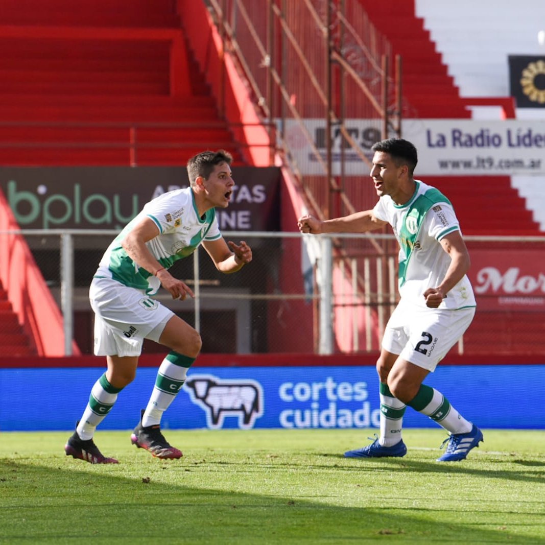Unión volvió a dejar una pálida imagen y Banfield con poco se llevó todo
