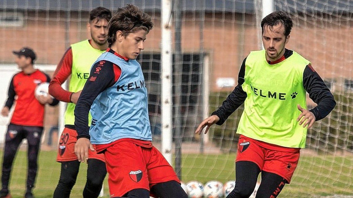 Colón espera a Godoy Cruz con un retorno, una duda y una gran noticia