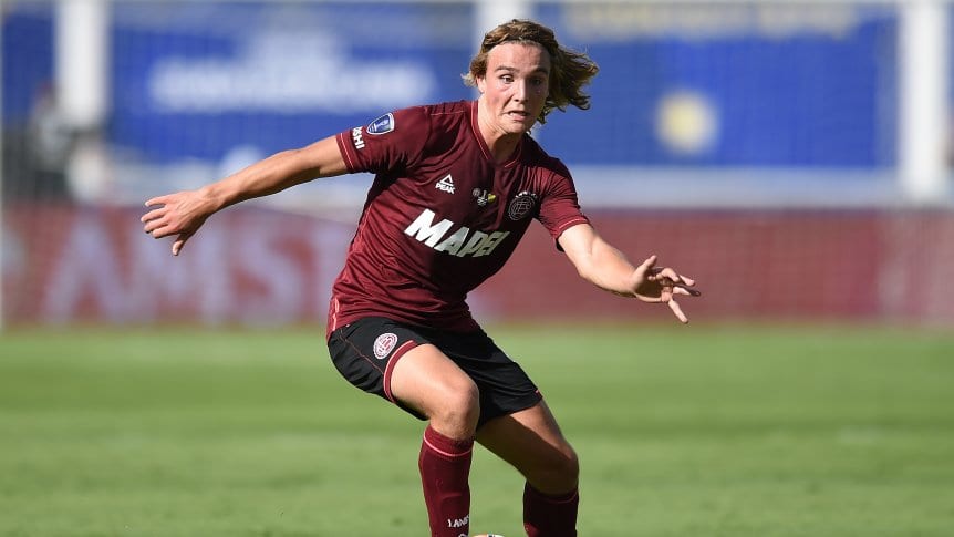 River busca refuerzos y preguntó por De La Vega