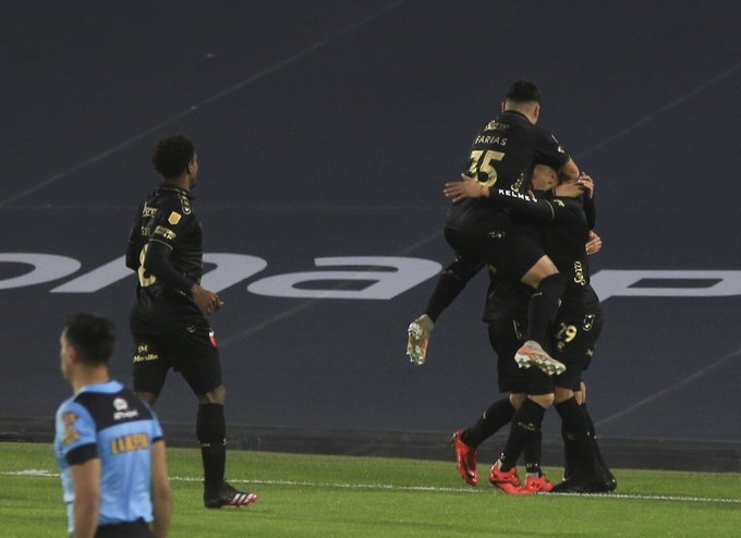 El campeón empezó con todo: Colón le gana a River 2 a 0 al terminar el primer tiempo