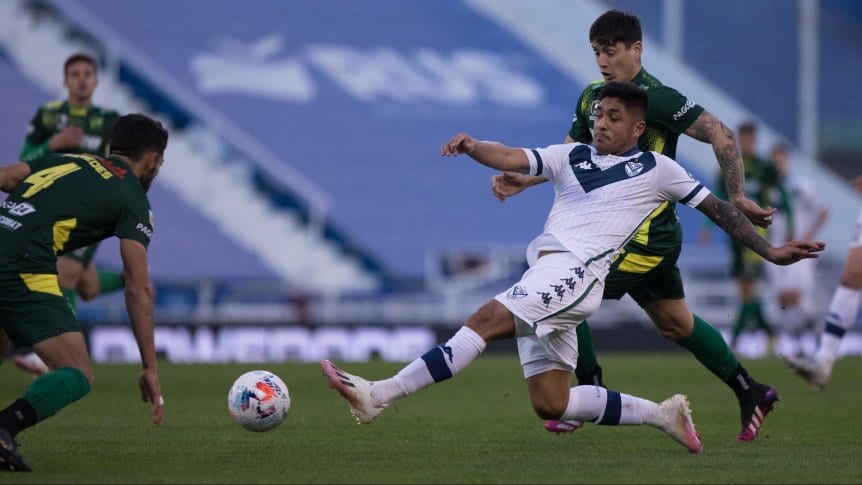 Vélez y Defensa aburrieron y empataron sin goles