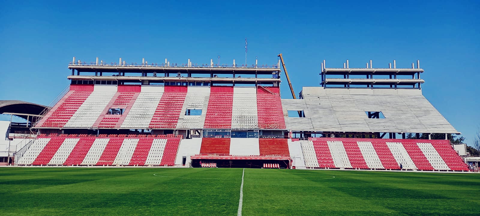 Unión mostró lo poco que falta para completar la Tribuna Sur