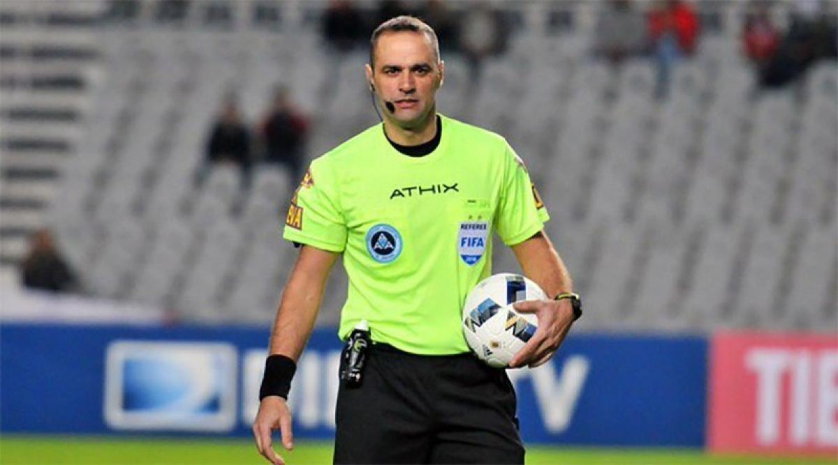 A Colón le tocó un árbitro que le trae un buen recuerdo