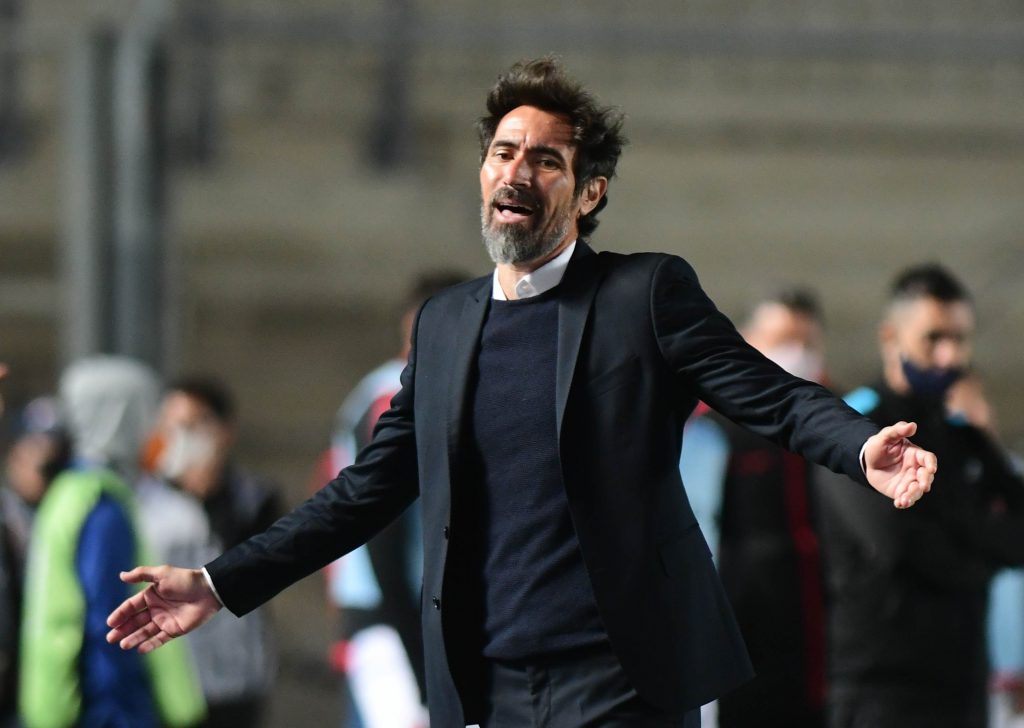 «No estamos acostumbrados a transitar por estos momentos»