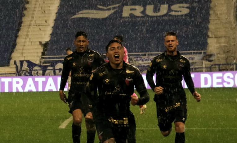 Farías, otra vez elegido figura de la fecha