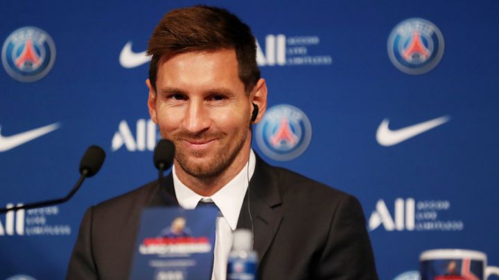 Messi brindó su primera conferencia oficial como jugador del PSG