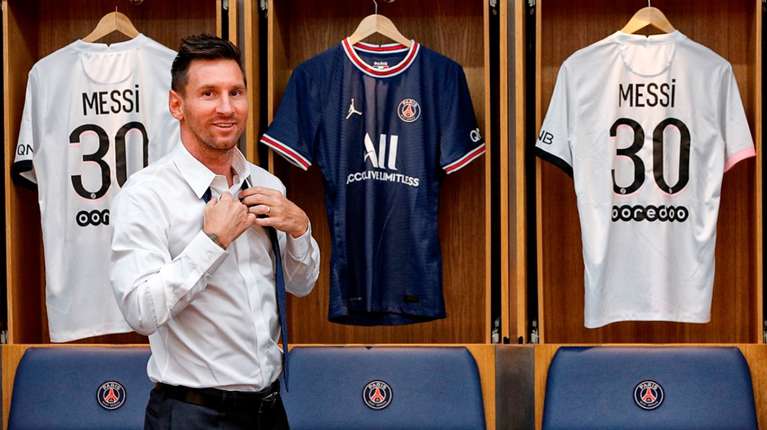 Messi brindó su primera conferencia oficial como jugador del PSG