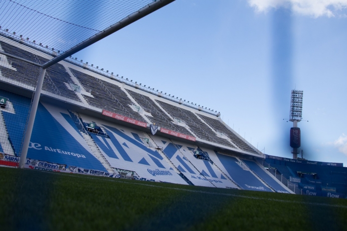 Con equipos confirmados, Colón visita a Vélez en Liniers