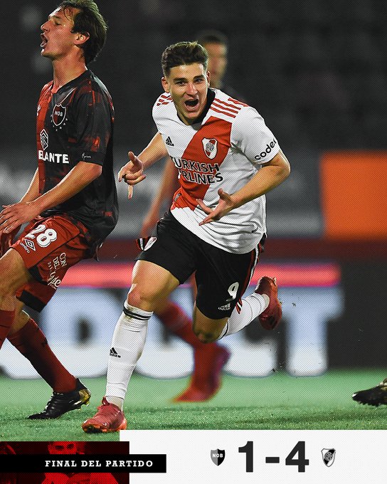 Con un descomunal Álvarez, River goleó a Newells en Rosario
