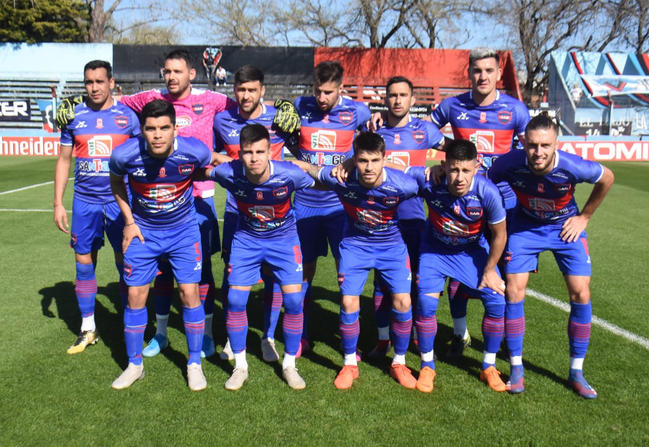 Hizo todas las inferiores en Colón, no tuvo la chance y hoy es clave en el líder de la Primera Nacional