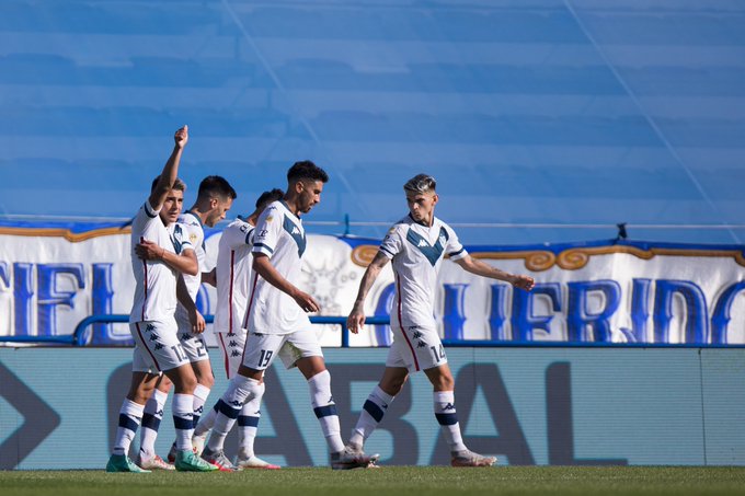 De la mano de Almada, Velez le dio otro golpe a Aldosivi