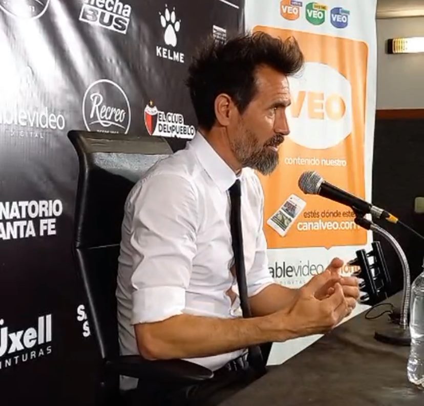 Domínguez: «Hay que jugar bien al fútbol y este equipo juega bien»