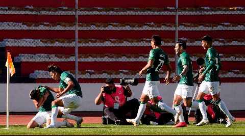 Bolivia apabulló a Paraguay y Berizzo quedó en la cuerda floja