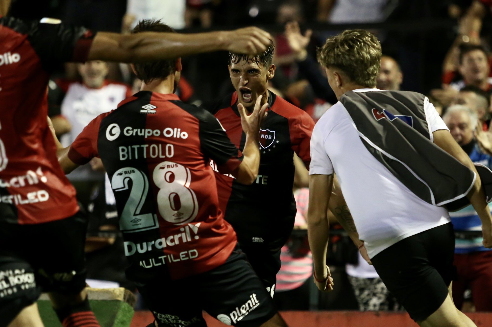 Previo a recibir a Unión, Newells se reencontró con la victoria