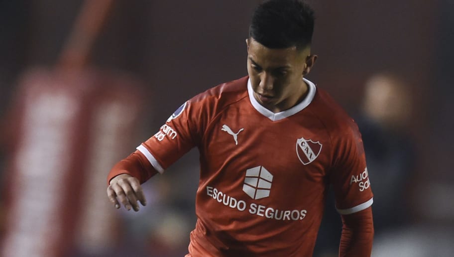 Para el duelo ante Unión, Falcioni recupera una pieza clave y pierde a otra