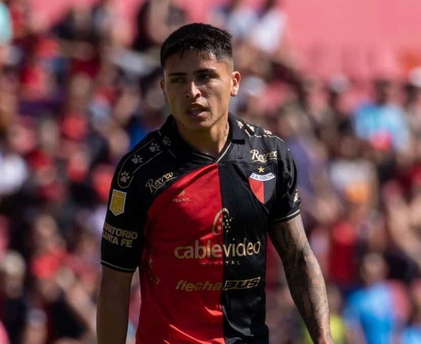 «Mi idea es que Farías juegue la Libertadores con Colón y después se vaya»