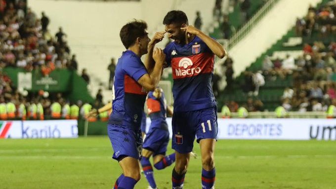 Tigre venció a Barracas Central y vuelve a Primera División