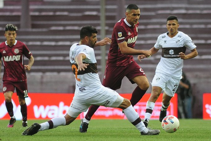 Platense reaccionó a tiempo y le sacó un empate a Lanús