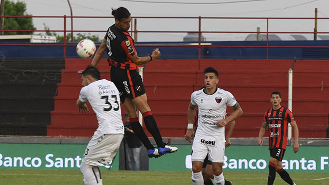 Se sigue debilitando la campaña de Colón jugando fuera de Santa Fe