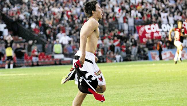 Goleador, campeón y pretendido por medio continente: el gran presente de un surgido en Colón