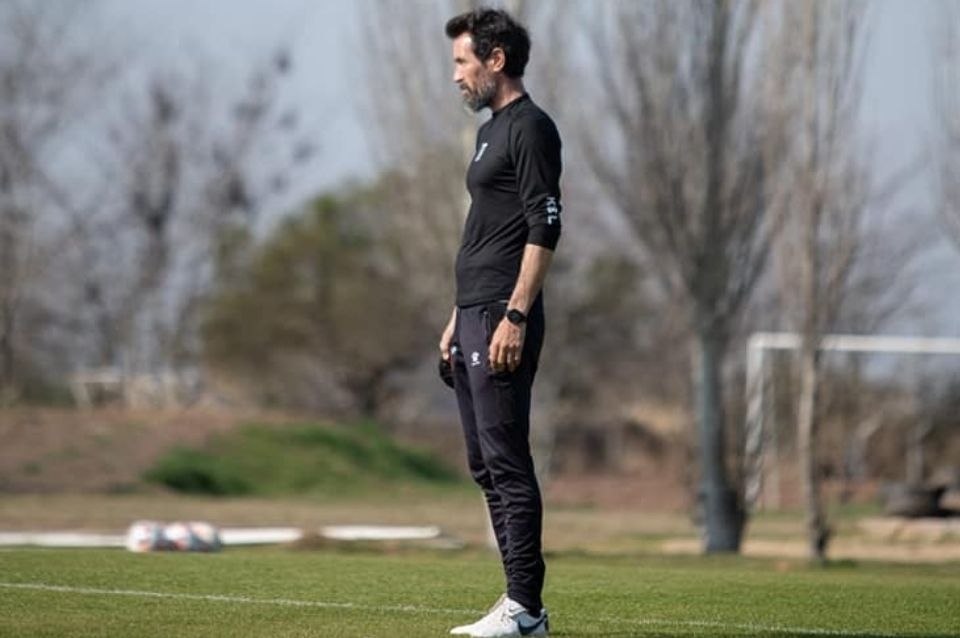 Colón, entre hisopados , entrenamiento, un lesionado y viaje a Santiago