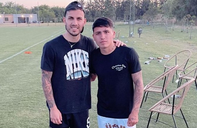 Las vacaciones de Farías junto a figuras de la Selección