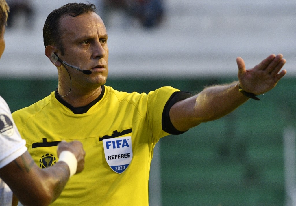 Conmebol dispuso la continuidad de una regla para sus competencias