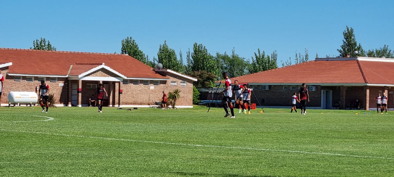 Video: cabezazo de Beltrán para darle el triunfo a los suplentes Sabaleros