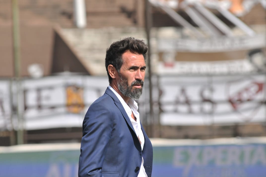 Eduardo Domínguez, cada vez más cerca de Independiente
