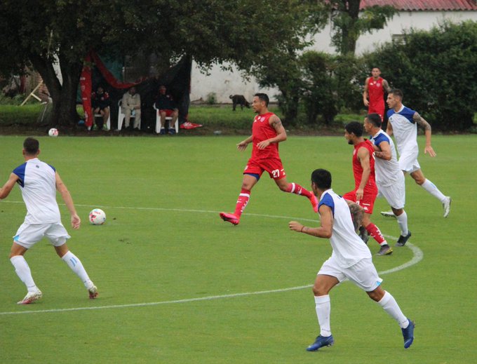 Unión volvió a vencer a Atlético Rafaela en el duelo principal