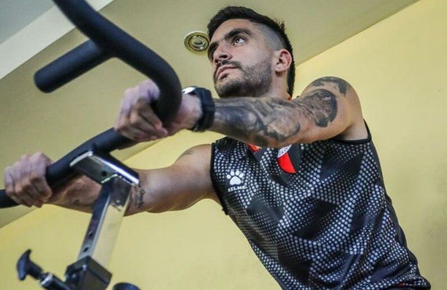«Es difícil tomar pastillas todos los días»: el difícil momento que atraviesa un ex Colón