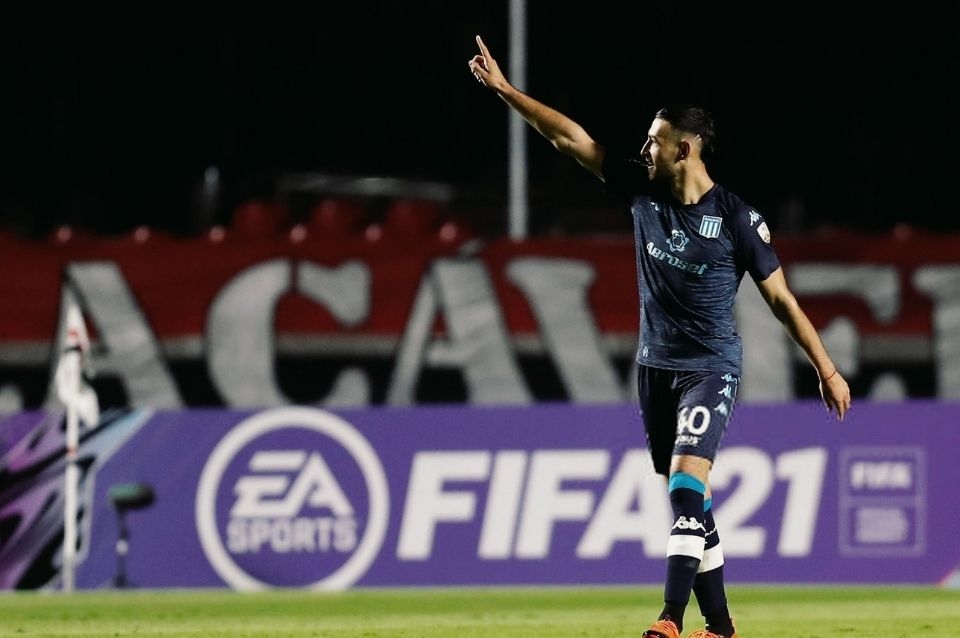 Colón oficializó la llegada de Joaquín Novillo