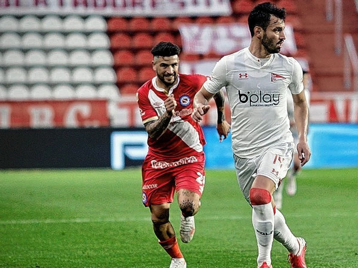 El Sabalero está tras los pasos de un lateral con «amplio recorrido»