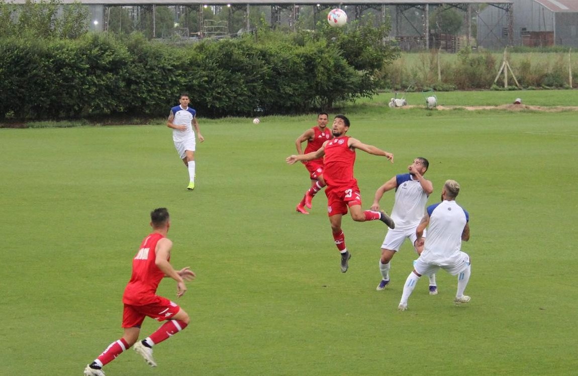 Unión volvió a vencer a Atlético Rafaela en el duelo principal