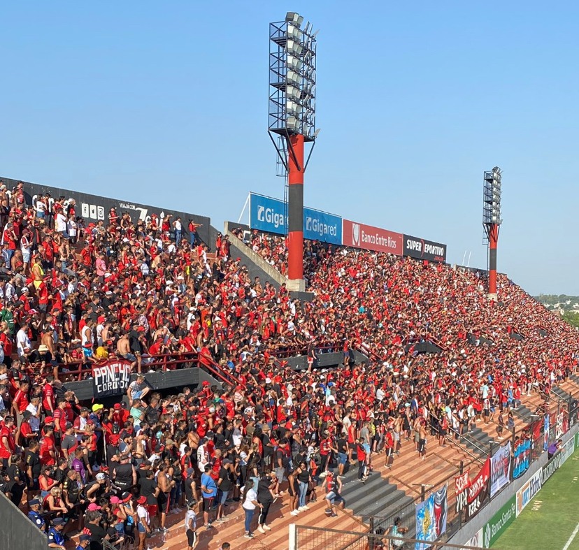 Colón, entre los diez equipos del fútbol argentino con más seguidores en redes sociales