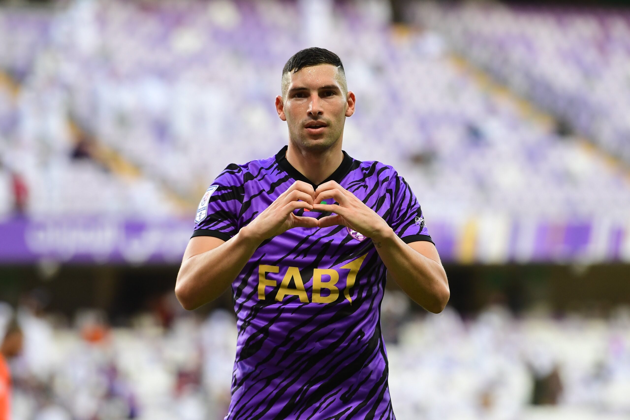 Un ex Colón continúa luciéndose en el fútbol árabe